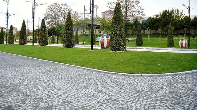 YAŞAM VADİSİ - PEYZAJ İMALATLARI - BEYLİKDÜZÜ