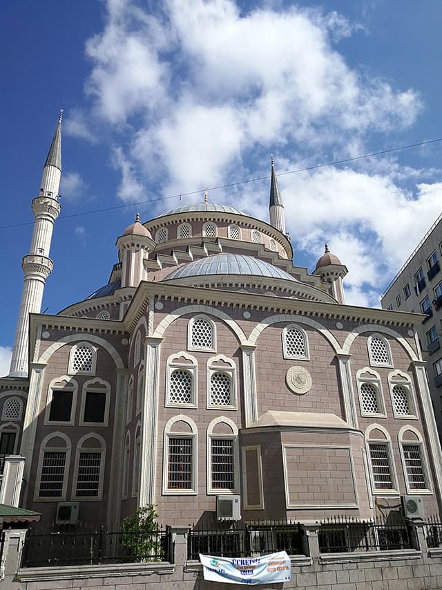IRŞADİ CAMİİ DOĞAL TAŞ KAPLAMA-ESENYURT