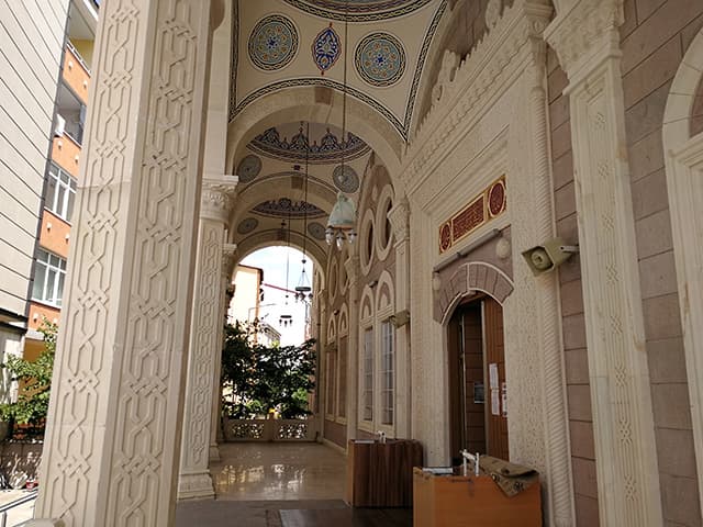 IRŞADİ CAMİİ DOĞAL TAŞ KAPLAMA-ESENYURT